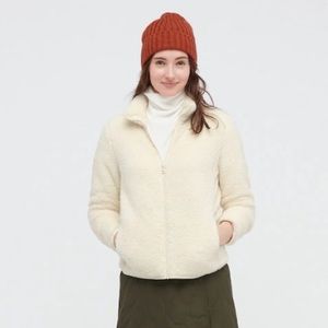 Uniqlo Fluffy White Teddy Sweater